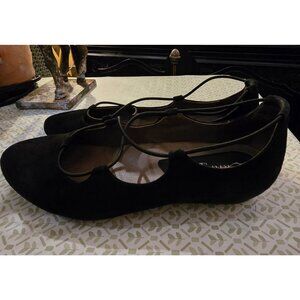#1002 Womens 8, Black Leather Suede Earthies Flats